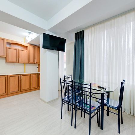 Catherine Hotel Chişinău Eksteriør billede
