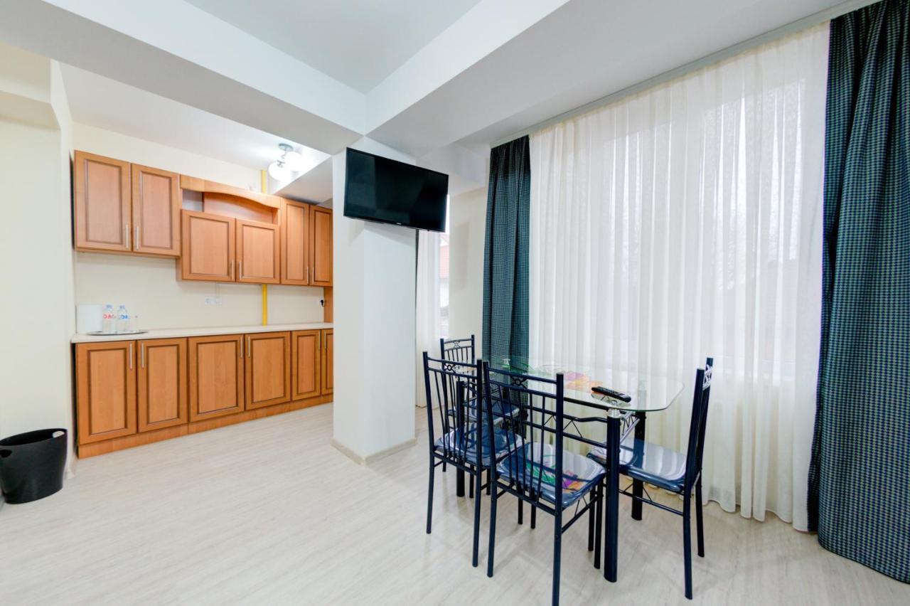 Catherine Hotel Chişinău Eksteriør billede