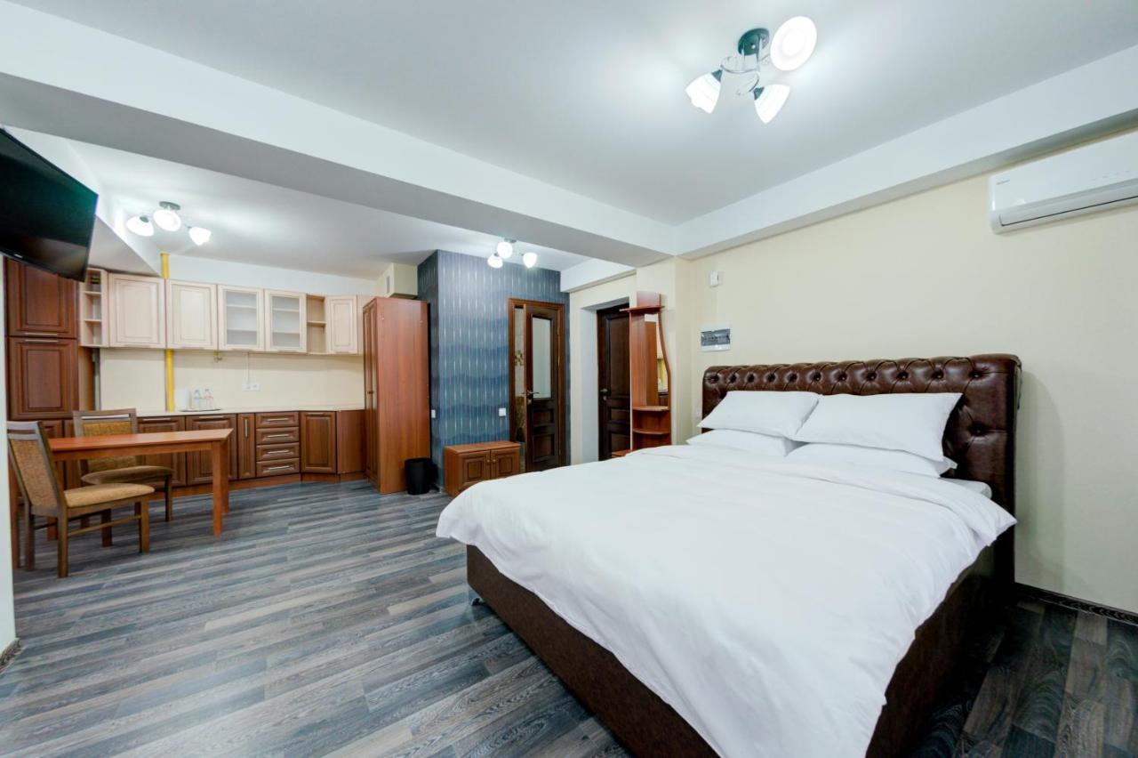 Catherine Hotel Chişinău Eksteriør billede